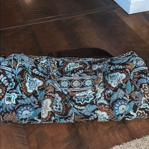 Gently used Vera Bradley duffel bag.